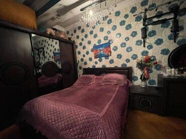 ehmedlide kiraye evler 3 otaqli: Nərimanovda saatlı binanın yanında yerləşir.Yeni tikilidir.Mənzil 17 — 2