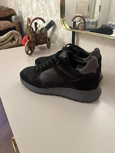 Krasofkalar və idman ayaqqabıları: Yenidir.41 razmer.Derimod — 4