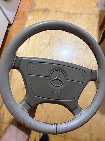 mersedes hissələri: Mercedes rul karamel ve ag salon uçun . Saglam ruldur Original Zavod — 2
