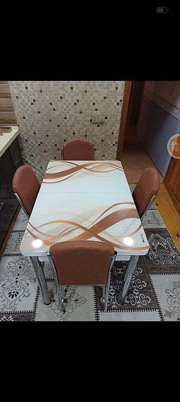 nejavika masa: İşlənmiş, 4 stul — 1