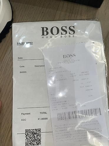 HUGO BOSS kişi krossovkaları - Brend: BOSS (Hugo Boss) - Rəng: Tünd lalafo.az -da HUGO BOSS kişi krossovkaları - Brend: BOSS (Hugo Boss) - Rəng: Tünd
