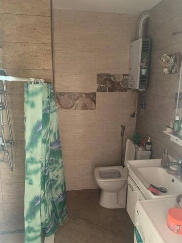 makler gence: Bakı, 5 otaqlı, Köhnə tikili, 106 kv. m — 9