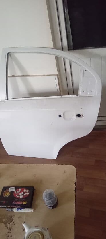 w211 qapi: Sol arxa, Ravon R3, 2017 il, ABŞ, Ünvandan götürmə — 2