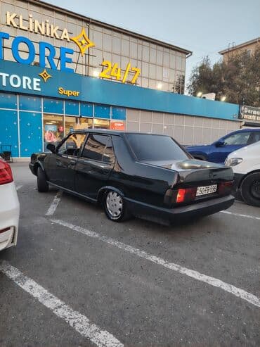 tofas mostu satilir: Model: Tofas Şahin (sedan) Rəng: qara Kuzov: 4 qapılı, klassik kəskin — 2