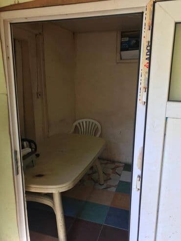 sumqayit restoranlar: 8 Noyabr prospektində,Günəş market yaxınlığında,sahəsi 78kv olan 1 — 5