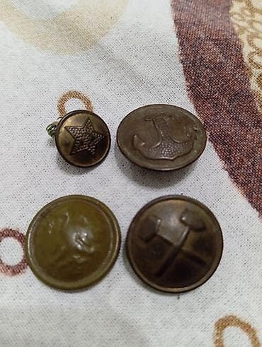 əskər geyimi: Kolleksiya üçün hərbi-tematik metal düymə dəsti - 4 ədəd köhnə tipli — 2