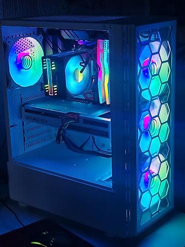 masaüstü konputer: Güclü oyun və iş üçün yığılmış masaüstü PC + aksesuarlar Kompüterin — 3