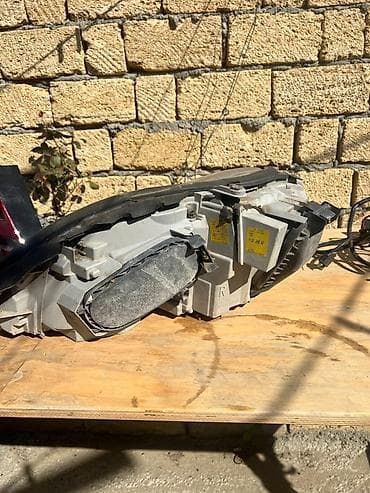 kompressor mercedes: Sağ, Yaxın və uzaq vuran işıqlar Mercedes-Benz, Orijinal — 2