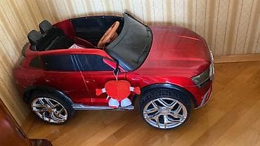 машина для детей: Uşaq üçün elektrikli miniatür avtomobil – Audi dizaynlı, qırmızı rəng — 1