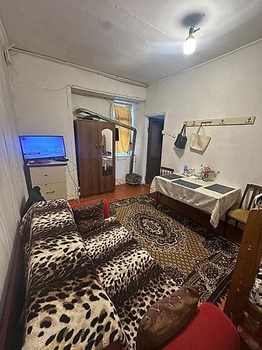 otag: 1 otaqlı mənzil – əşyalarla Planlaşdırma: - 1 geniş otaq (qonaq/yataq — 3