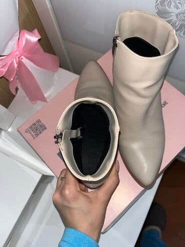 platforma qadın krossovkaları: Ölçü: 39, rəng - Bej, İşlənmiş — 5