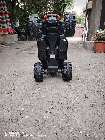 elekt: Uşaq üçün 4 təkərli idarəetmə qulplu skuter/kvadrokikl tipli ayaqla — 4