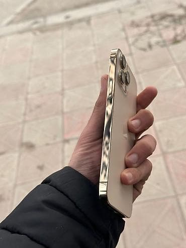 dubay iphoneler: IPhone 13 Pro, Qızılı, Face ID — 3
