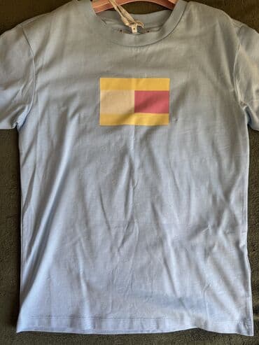 qolu uzun koftalar: Yenidir. Tommy hiıfiger brendidir. Hədiyyəlik paketi də var ( paketi — 2