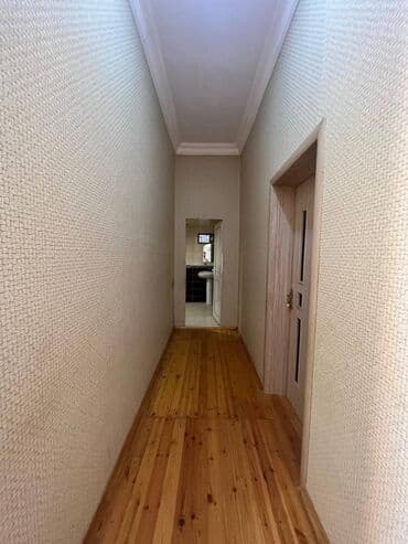 əhmədli ev: Əhmədli 4 otaqlı, 155 kv. m, Orta təmir — 18