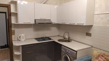 снять квартиры в баку: 28 may metrosunun yaxınlığında serq bazarina yaxin 17 mertebeli — 13