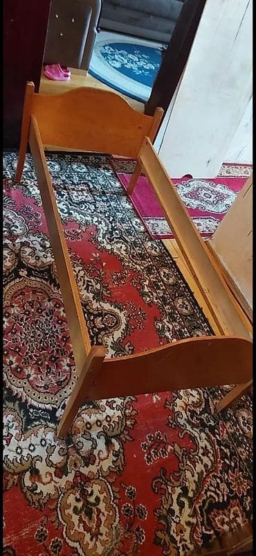 uşaq ucun ev: Salam aleykum Oglan ve qiz uşaqlari ucun çarpayi satilir tezedir az — 4