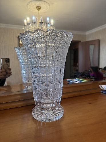 buldanej gul: Vaza dəsti, Xrustal — 2