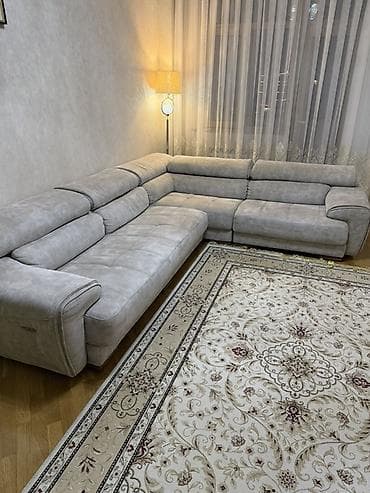 heyet ucun divan: Künc divan, Parça — 1
