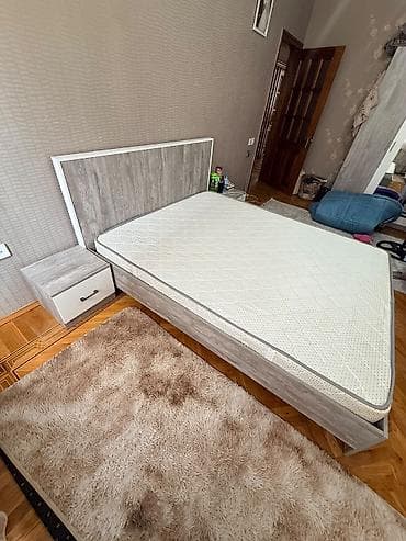 karaca ehmedli: Taxt 180 Azn. Ideal veziyyetde. Matras var. Baza yoxdur. Olchu — 1