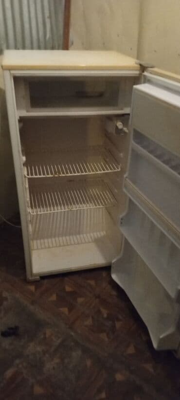 dondurucu: Soyuducu - Üst hissədə kiçik dondurucu bölmə - İki ədəd metal tor — 1