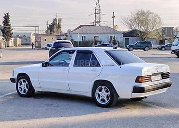 mersedes disk teker: Mercedes-Benz 190 (W201): 2 l | 1990 il Sedan — 9
