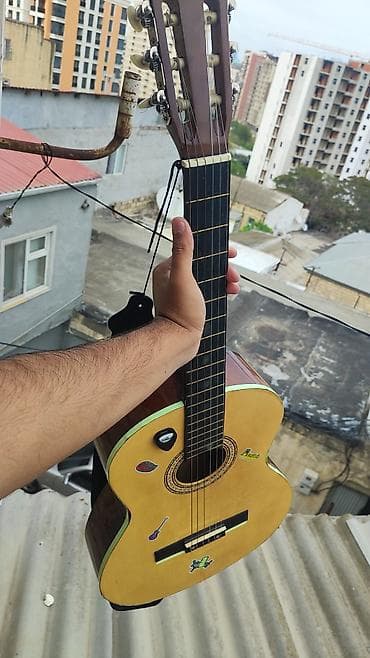 ucuz gitara satisi: Klassik gitara, İşlənmiş, Ünvandan götürmə, Pulsuz çatdırılma, Ödənişli çatdırılma — 6