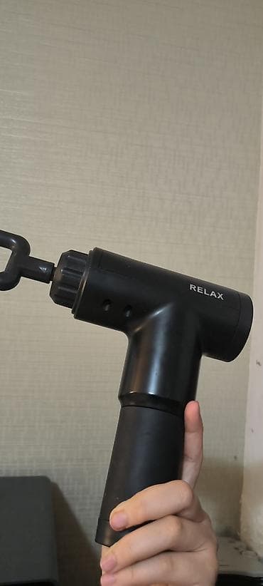 pulsuz masaj: RELAX markalı masaj tapançası - Rəng: qara, kompakt və yüngül gövdə - — 2