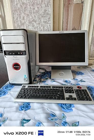 notebook hp: Lenovo stolüstü kompüter dəsti Tərkibi: - Lenovo sistem bloku (öndə — 1