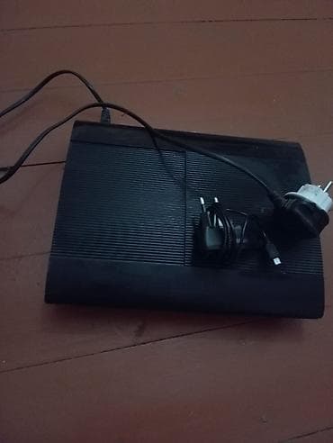 ipad mini 5 satilir: Sony PlayStation 3 Super Slim oyun konsolu Xüsusiyyətlər: - Model — 1
