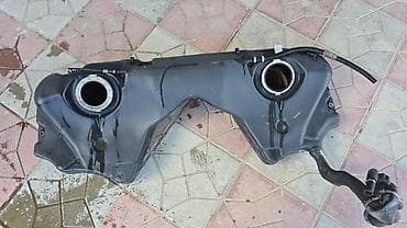 bmw 70: BMW plastik yanacaq çəni - Orijinal plastik (Lupolen 4261A/2 ES) — 1