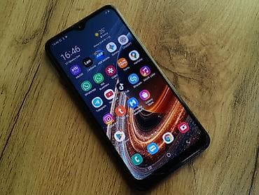 iphone 15 plus: Samsung Galaxy A10s, 32 GB, rəng - Qara, Zəmanət, Düyməli, Sensor — 3