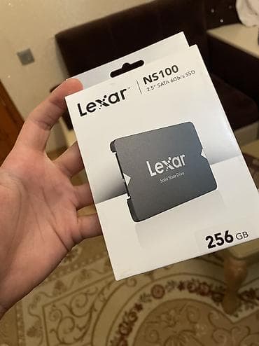Lexar 256 gb SSD 550mb/s Yenidir əldə var yenə istəyən olsa yazsın
