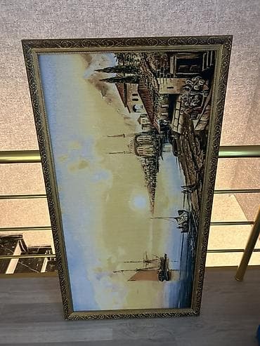 3d divar kagizlari qiymetleri: Divara kicik oldugu ucun satilir uzunluq 1.50 eni 70 sm ketan uzerinde — 1