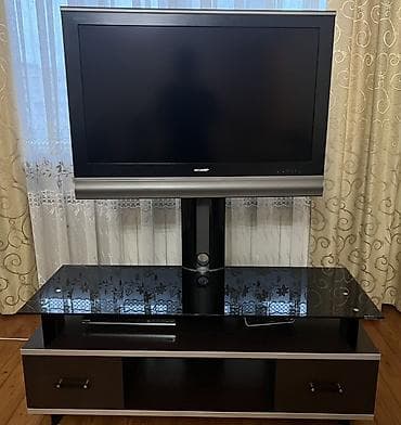 bar oturacaqi: İşlənmiş, Düz TV altlığı, Polkalı, Şüşəli — 1