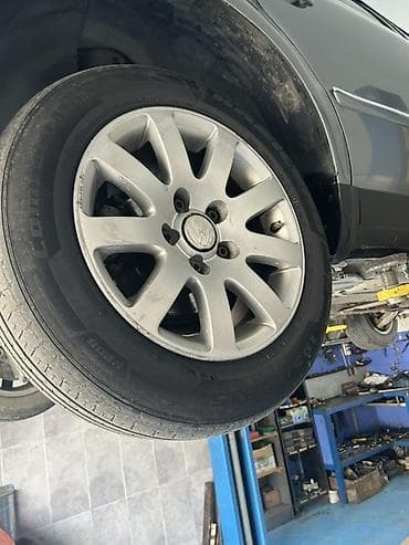 avtomobil kompressorları: Volkswagen orijinal 15" yüngül lehimli disklər və şinlər komplekti — 1