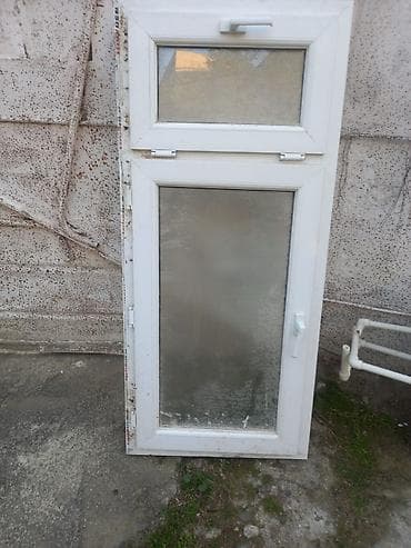 Hündürlüyü 1.50sm eni 67sm
