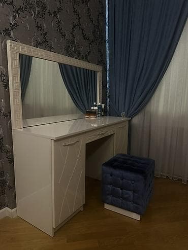 İşlənmiş, Açılmayan, Dördbucaq masa