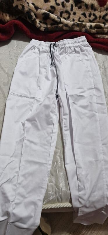 tibbi formalarin satisi: Tibbi geyim dəsti - Ağ rəngli uzun yubkası olan xalat: stend yaxalı — 2