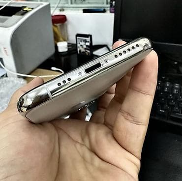 samsung s 10: IPhone 11 Pro, 256 GB, Gümüşü, Zəmanət, Simsiz şarj — 4