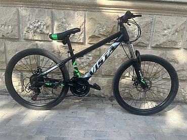 Vista dağ velosipedi - Çərçivə: yüngül alüminium, qara-yaşıl-ağ