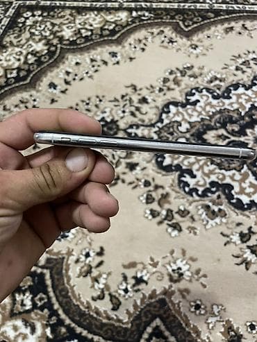 islemis telefonlar: IPhone Xs, 64 GB, Ağ, Face ID — 3