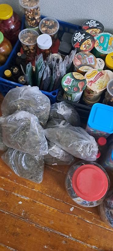 kardon satisi: Magaza baglanib mallar razilasma yolu ile satilir. isteyen 0556264242 — 4