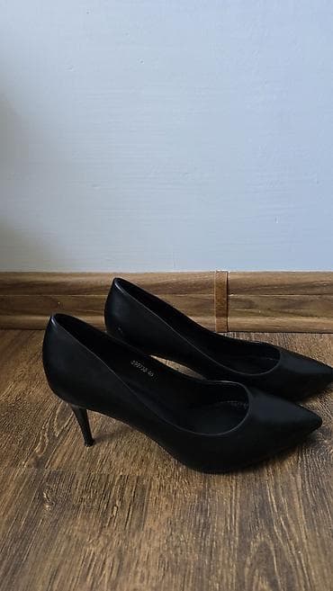 ayaqab: Qadın klassik tufli – qara rəng, dəriyəoxşar material - Model: sivri — 2