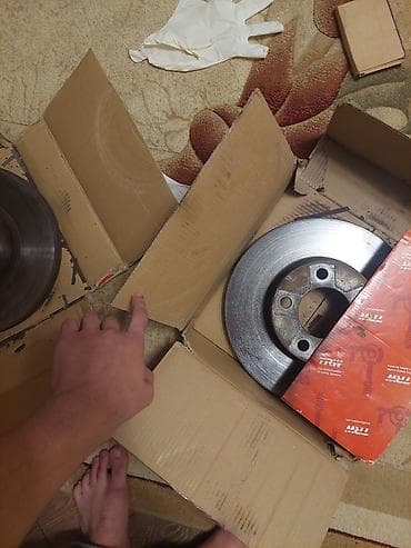 bmw salonu: Ön, BMW 30 — 2