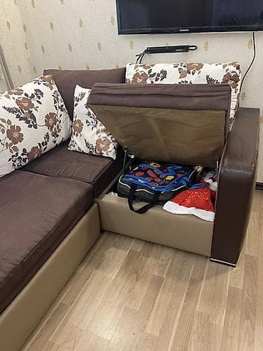 Künc divan – çevrilə bilən yatacaq funksiyalı, ikirəng kombinasiyalı — 2