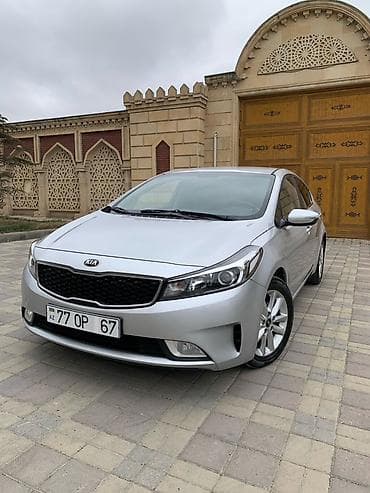 lider diskleri: Kia Cerato: 1.6 l | 2016 il Sedan — 3