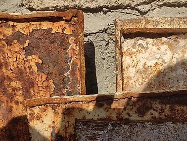 işlənmiş beton panel: Bak, Metal, 2000 l l, İşlənmiş — 2