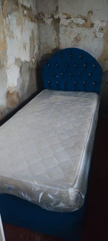 Təknəfərlik çarpayı, Bazasız, Matras ilə, Siyirməsiz