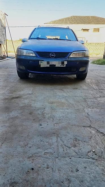 islenmis avtomobiller: Opel Vectra: 2 l | 1997 il 100000 km Universal — 3